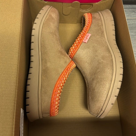 Ryka Women's Stellar Mules In Walnut Brown - Picture 2 of 6